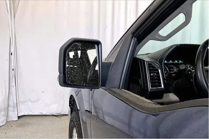 $18091 : Ford F-150 2016 4x4 King Ran image 10