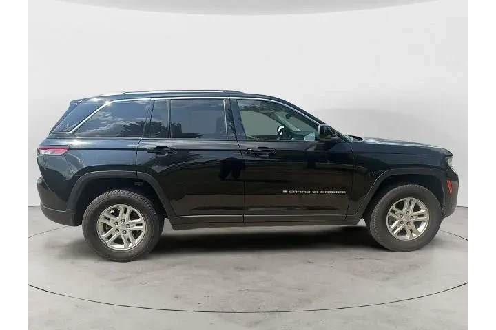 $28774 : Jeep Grand Cherokee 2023 4x4 image 6