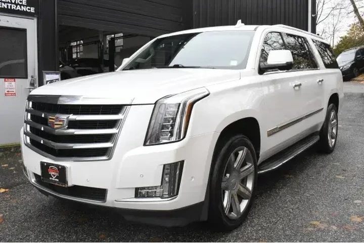 $18995 : Cadillac Escalade ESV 2017 4 image 1