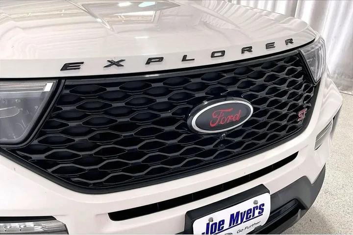$25991 : Ford Explorer 2020 AWD ST 4d image 7