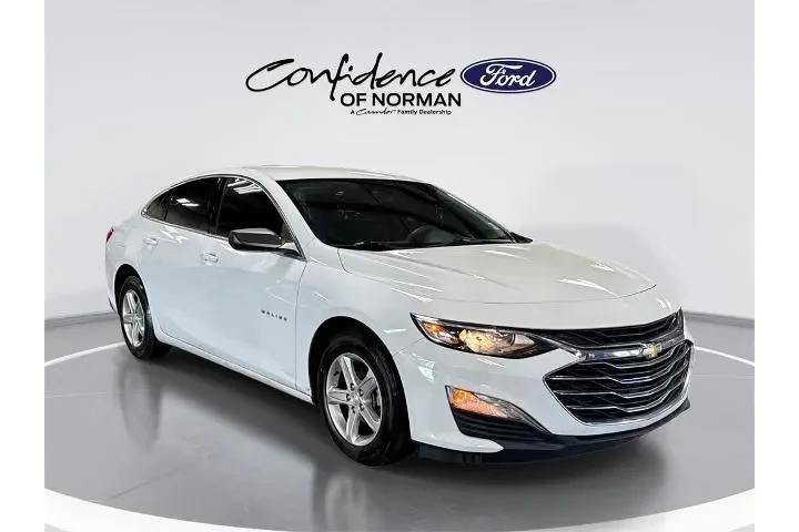 $18421 : Chevrolet Malibu 2023 LS 4dr image 1