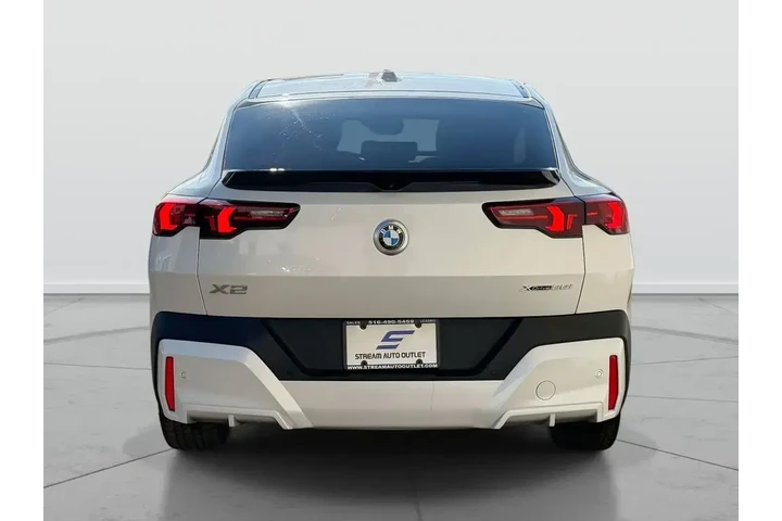 $39272 : BMW X2 2026 AWD xDrive28i 4d image 6