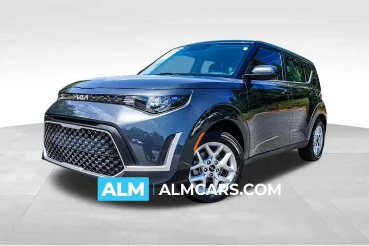 $15420 : Kia Soul 2023 LX 4dr Crossov image 1