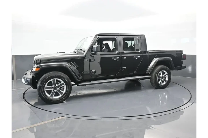 $36995 : Jeep Gladiator 2024 4x4 Will image 2