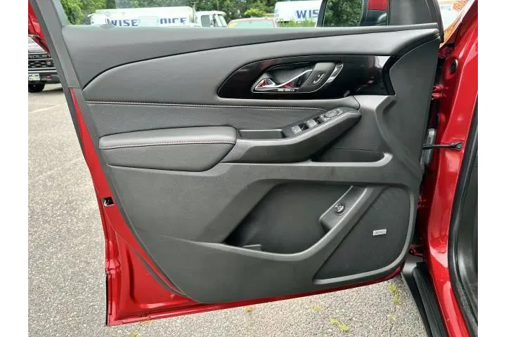 $37899 : Chevrolet Traverse 2023 4x4 image 8