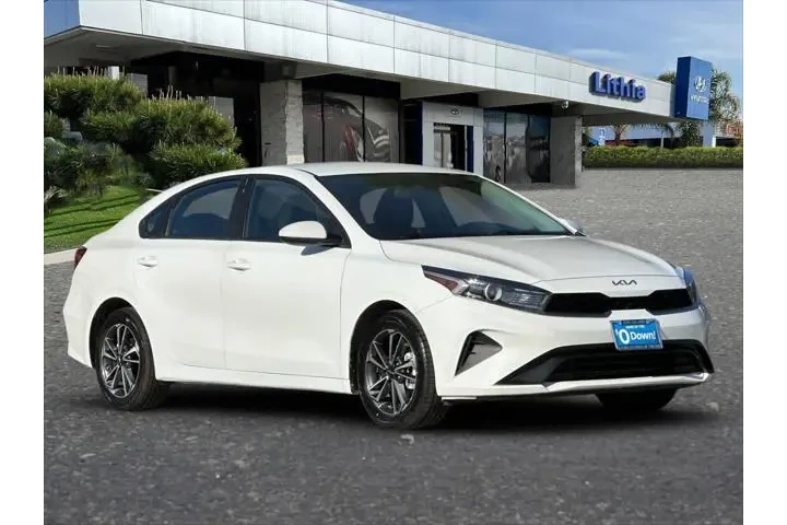 $18399 : Kia Forte 2024 LXS 4dr Sedan image 10