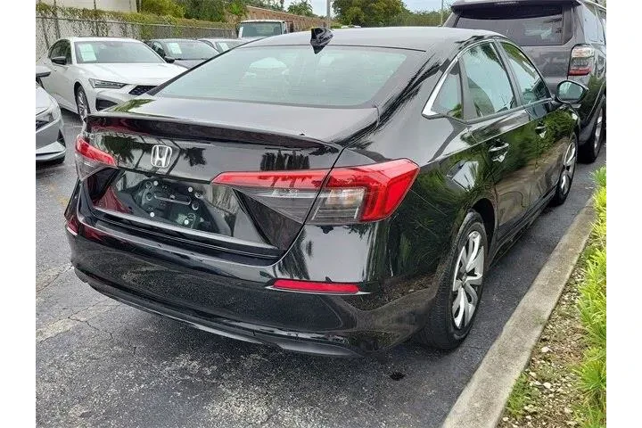 $18990 : Honda Civic 2022 LX 4dr Seda image 3