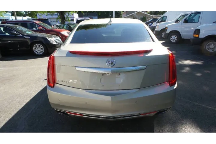 $15900 : 2013 XTS Premium Collection image 7