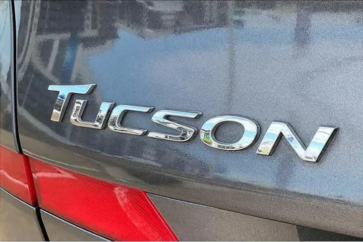 $15955 : Hyundai TUCSON 2020 Sport 4d image 7