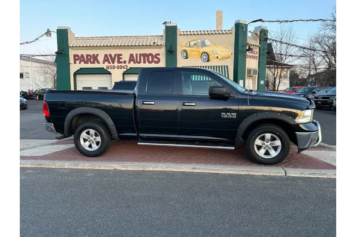 $12995 : 2017 RAM 1500 SLT image 3