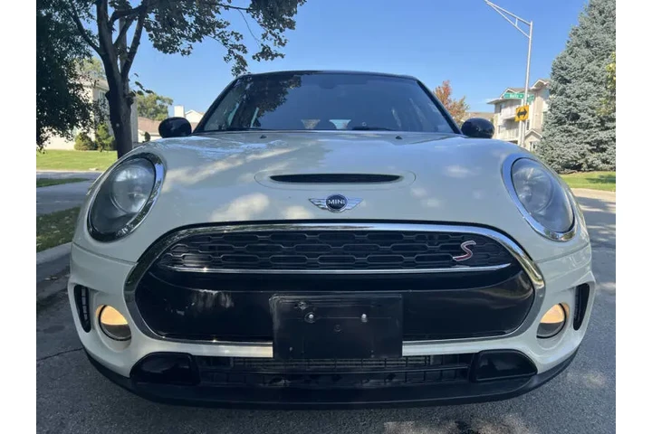 $12995 : 2017 MINI Clubman Cooper S image 3