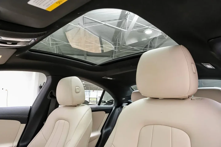 $37990 : 2025 CLA 250 4MATIC Coupe image 6