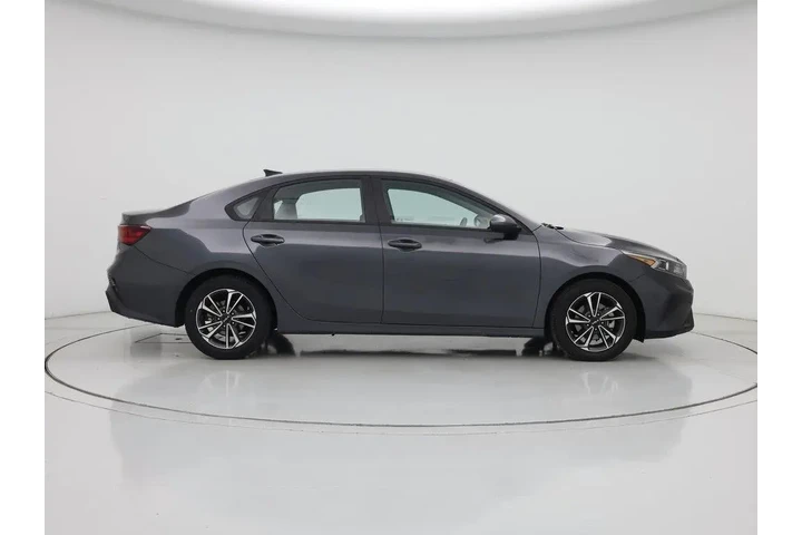 $17998 : Kia Forte 2024 LXS 4dr Sedan image 7