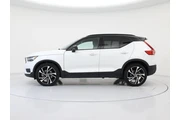 $26998 : Volvo XC40 2022 AWD T5 R-Des thumbnail