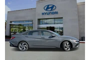 $22995 : Hyundai ELANTRA 2024 Limited thumbnail