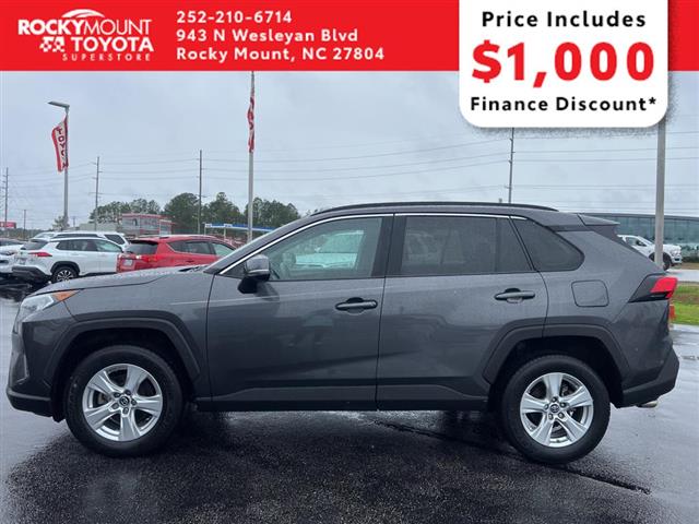 $21989 : PRE-OWNED 2019 TOYOTA RAV4 XLE image 4
