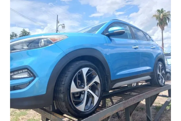 $13000 : 2018 Tucson Limited image 8
