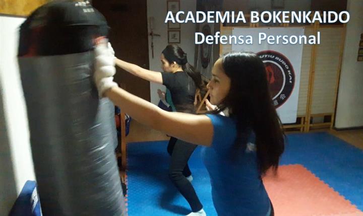 Clases de defensa personal image 2