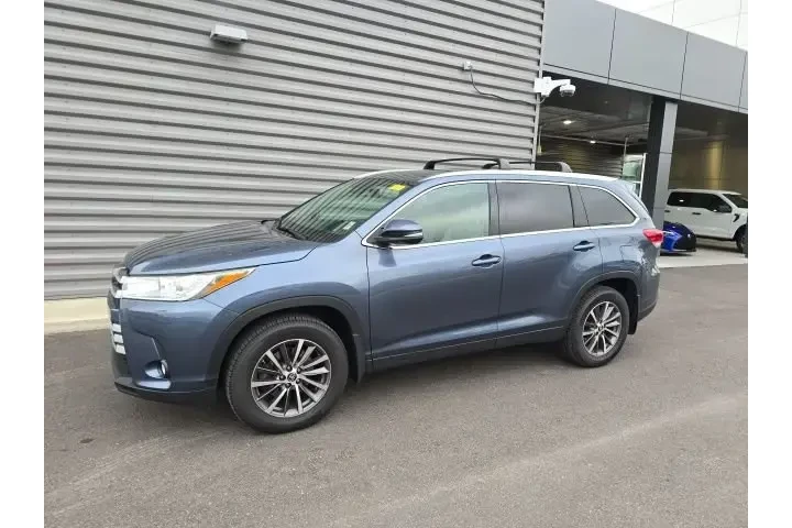 $23374 : Toyota Highlander 2019 AWD S image 3