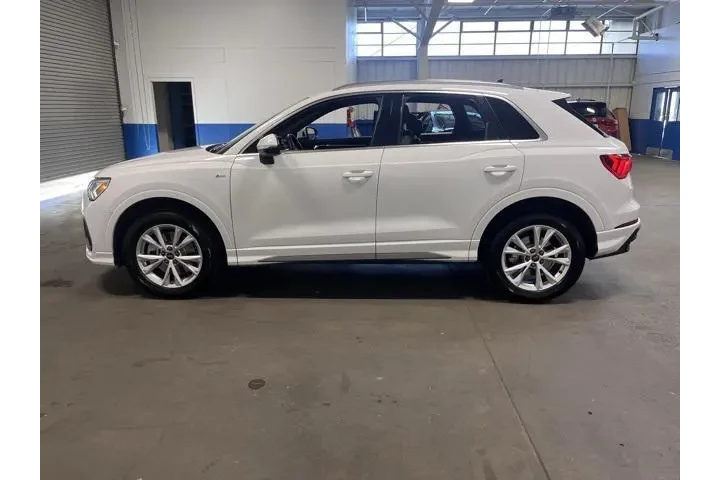 $28490 : Audi Q3 2025 AWD quattro S l image 6