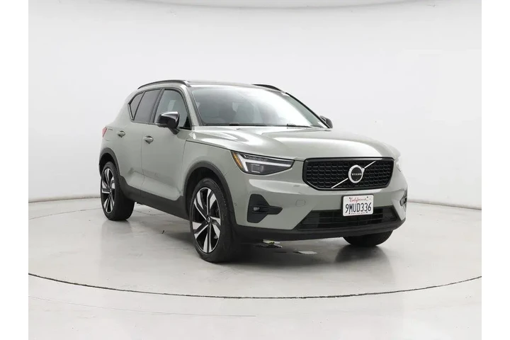 $32998 : Volvo XC40 2024 AWD B5 Plus image 1