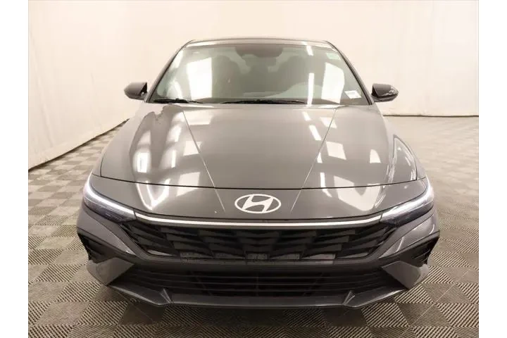$21203 : Hyundai ELANTRA 2025 SEL Spo image 4