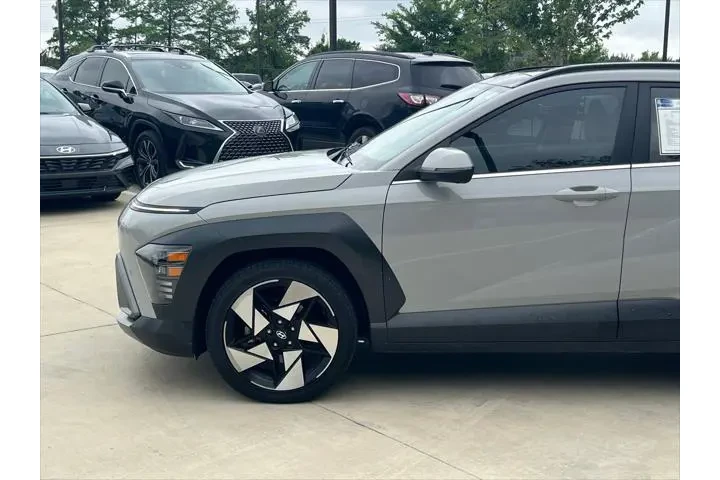 $20974 : Hyundai KONA 2024 Limited 4d image 5