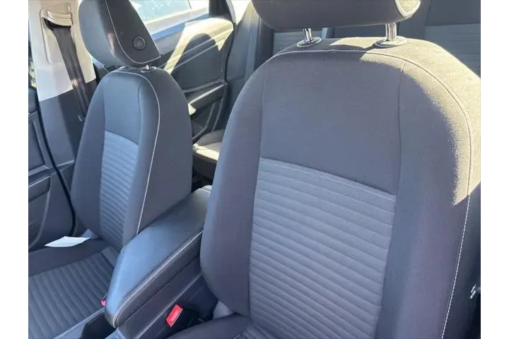 $17995 : Volkswagen Jetta 2024 S 4dr image 6