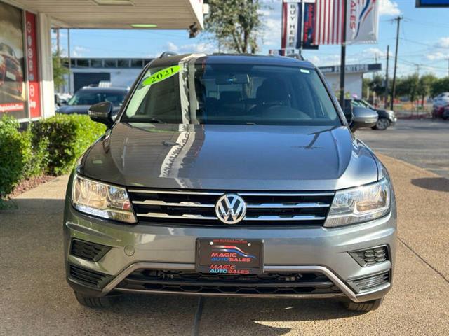 $19900 : 2021 Tiguan S image 5