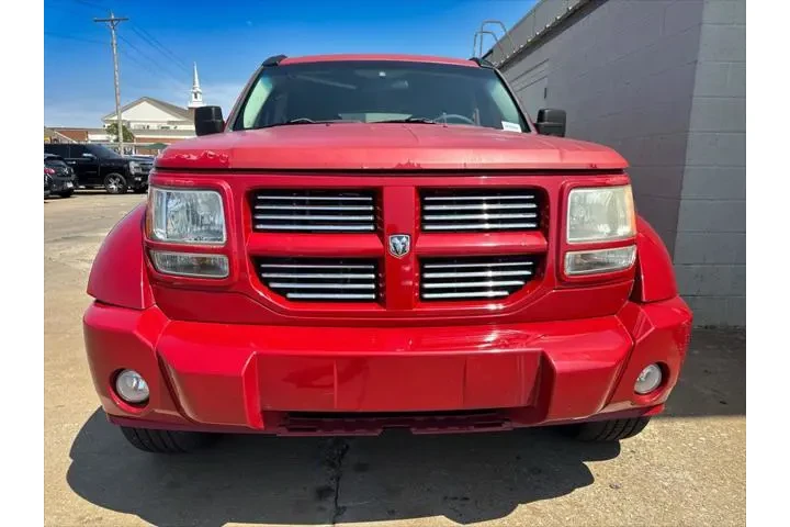 $2295 : Dodge Nitro 2011 4x2 Heat 4d image 2