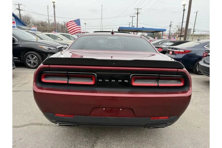 $27995 : 2019 Challenger R/T image 10