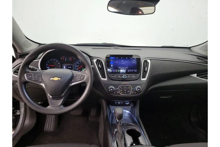$19998 : Chevrolet Malibu 2023 LT 4dr image 9