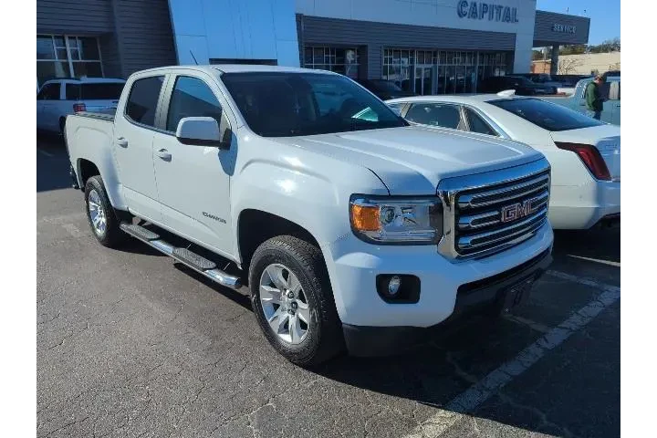 $22284 : GMC Canyon 2018 4x2 SLE 4dr image 1