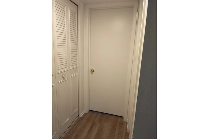 $420 : Rento recàmara. image 6