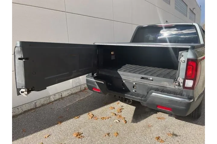 $15990 : Honda Ridgeline 2017 AWD RTL image 10