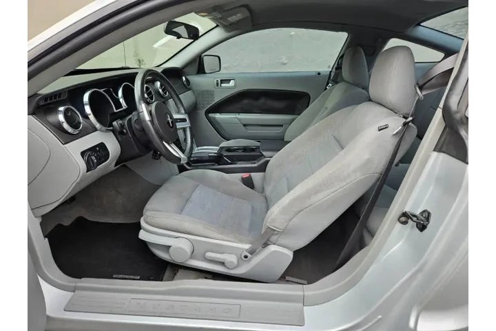 $4999 : 2008 Mustang V6 Premium image 8