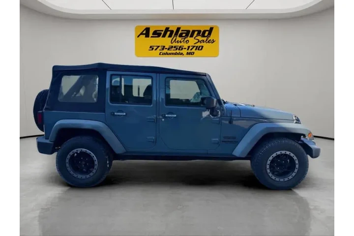 $14500 : 2015 Wrangler Unlimited Sport image 9