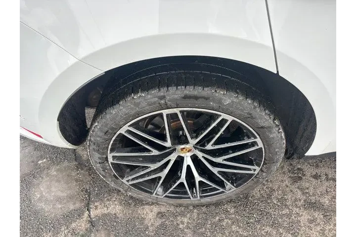 $39985 : Porsche Macan 2023 AWD T 4dr image 10