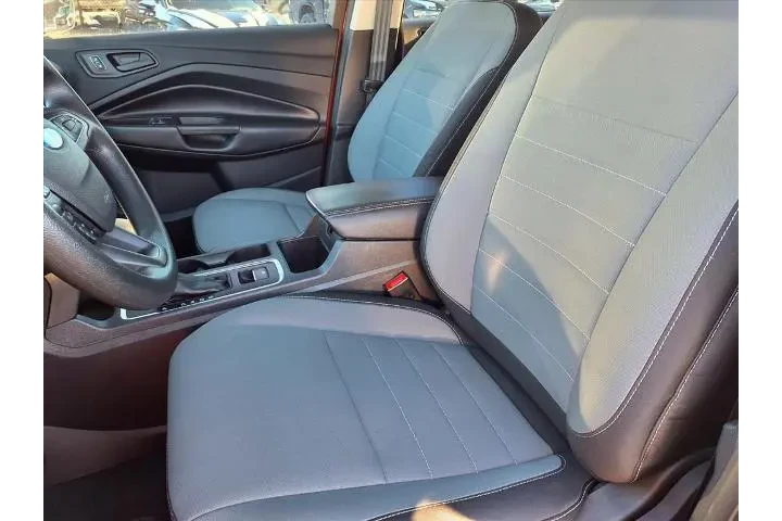 $13888 : Ford Escape 2019 S 4dr SUV image 3