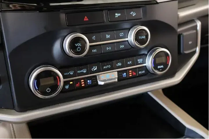 $35423 : Ford Expedition MAX 2023 4x4 image 8