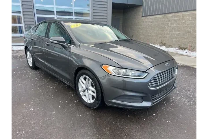 $7638 : Ford Fusion 2016 SE 4dr Seda image 3