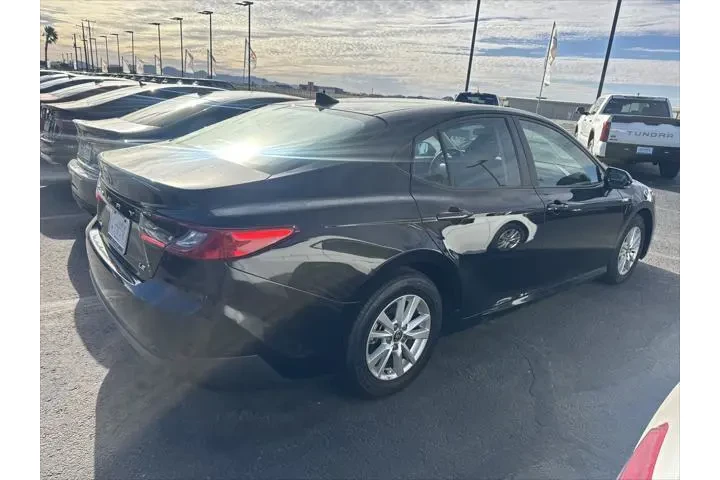 $26999 : Toyota Camry 2025 SE 4dr Sed image 5