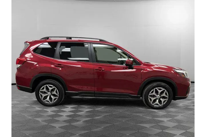 $23990 : Subaru Forester 2021 AWD Pre image 6