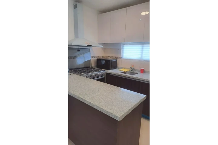 $19000 : RENTA DREAMS LAGOONS image 2