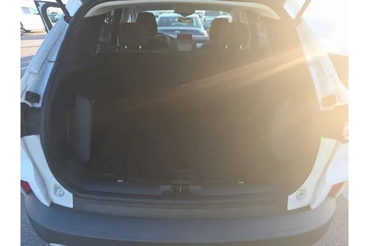 $16700 : Ford Escape 2022 SE 4dr SUV image 5