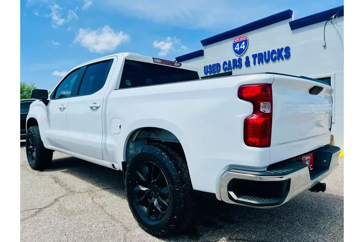 $29995 : 2021 Silverado 1500 LT Crew C image 5