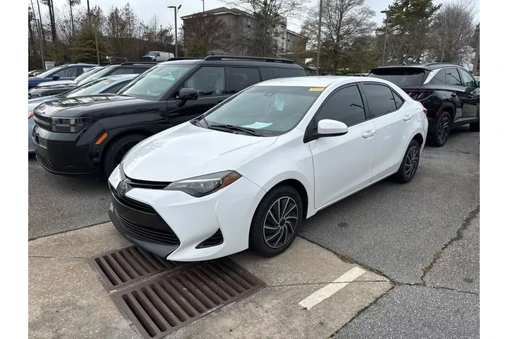 $10992 : Toyota Corolla 2018 L 4dr Se image 1