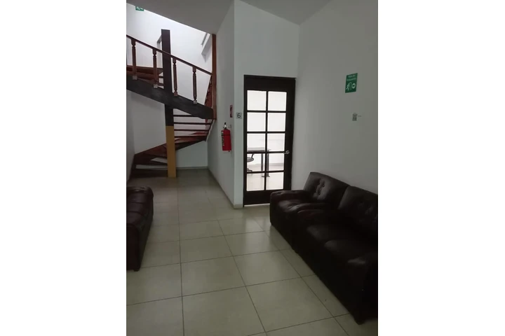 $1508 : INFO OFICINAS FOSTER CLASSIC … image 3