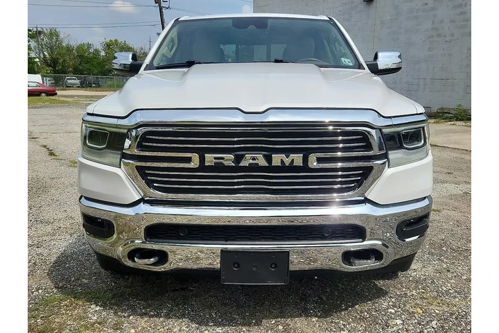 $31895 : Ram 1500 2021 4x4 Laramie 4d image 8