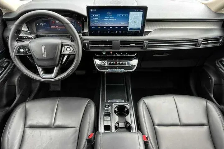 $37500 : Lincoln Corsair 2025 Premier image 5